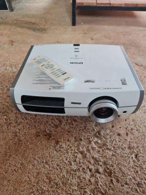 Projectors EPSON HOME CINEMA 8350 PROJECTOR for sale in Johannesburg (ID587286311)